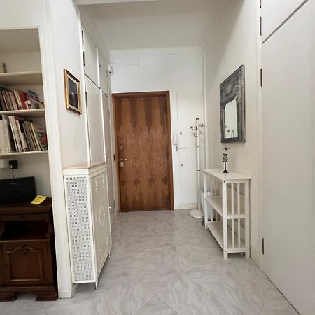 Ampio appartamento centrale Sanremo Esterno foto
